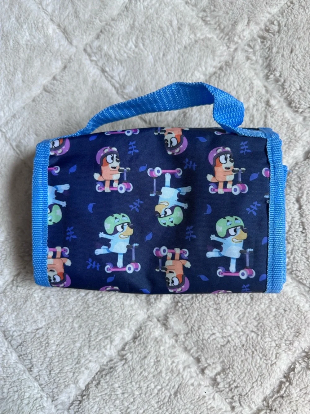 Disney | Bluey and Bingo Scooter Print Lunch bag